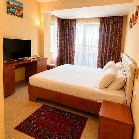 Hotel Sara Boutique - Laurette Due Mamaia